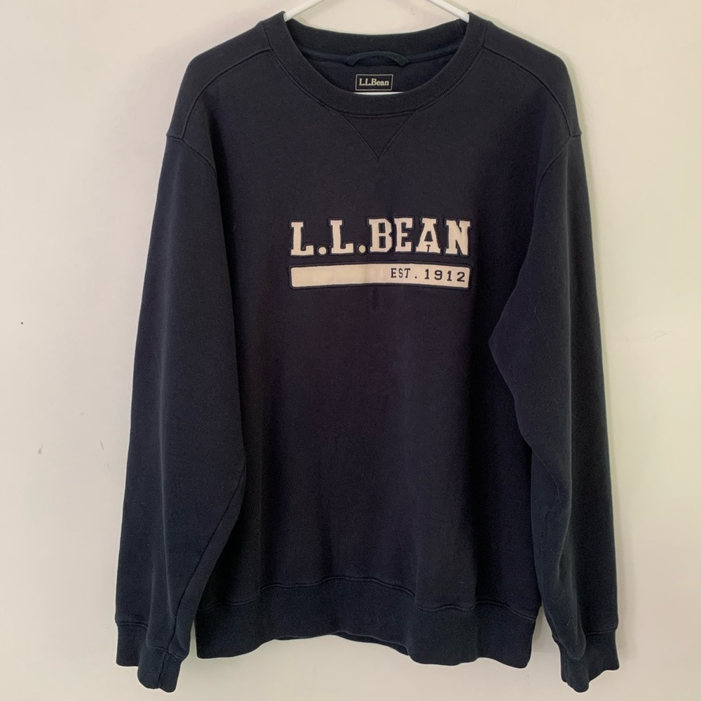 LL Bean Mens M 1912 Navy Heavyweight Sweatshirt Embroidered Lettering Like New
